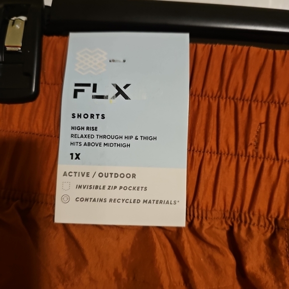 NWT Women's 1X FLX 1/4 Zip Crop Windbreaker & Shorts Cinnamon Active Outfit - Picture 7 of 12